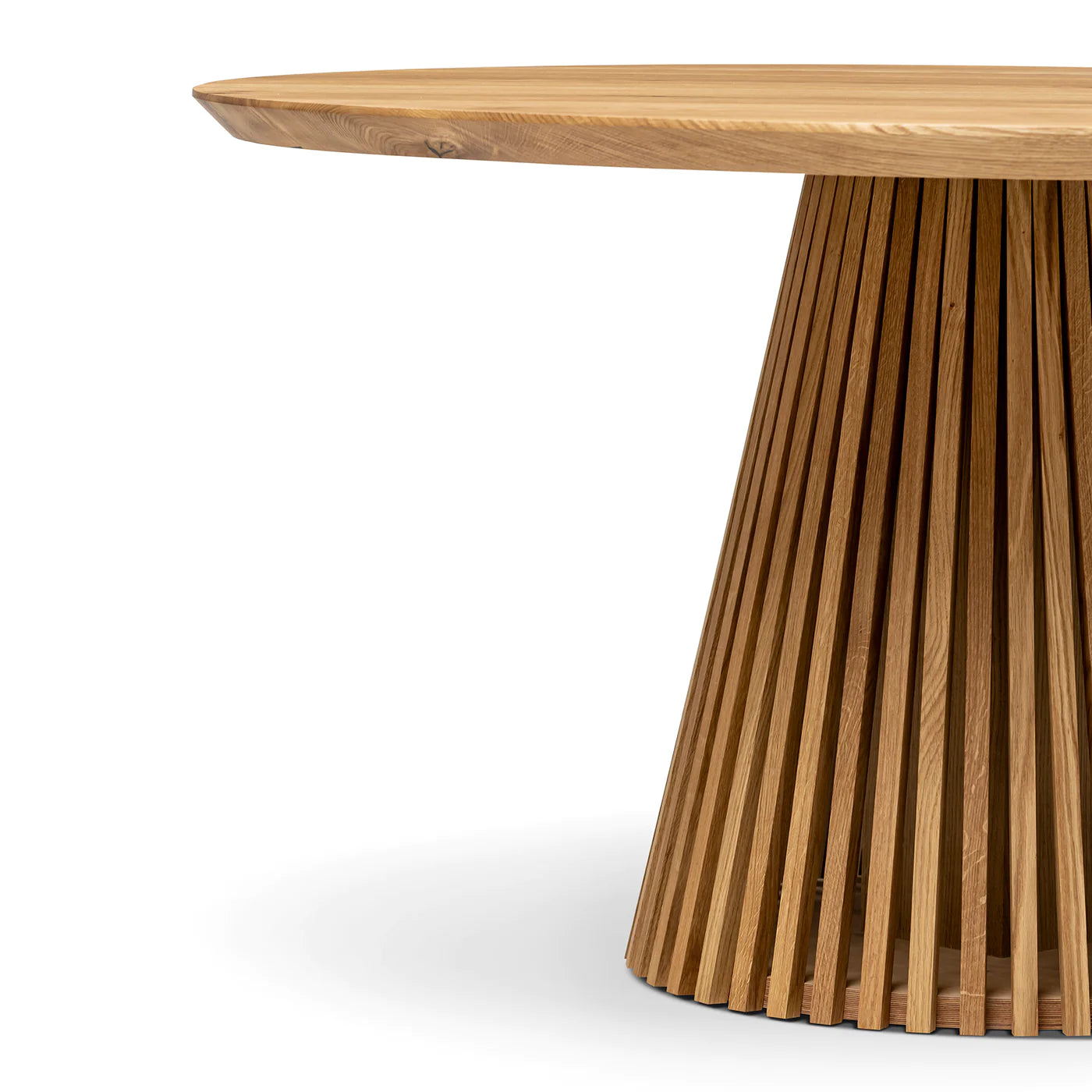 Mushroom round table (oak)