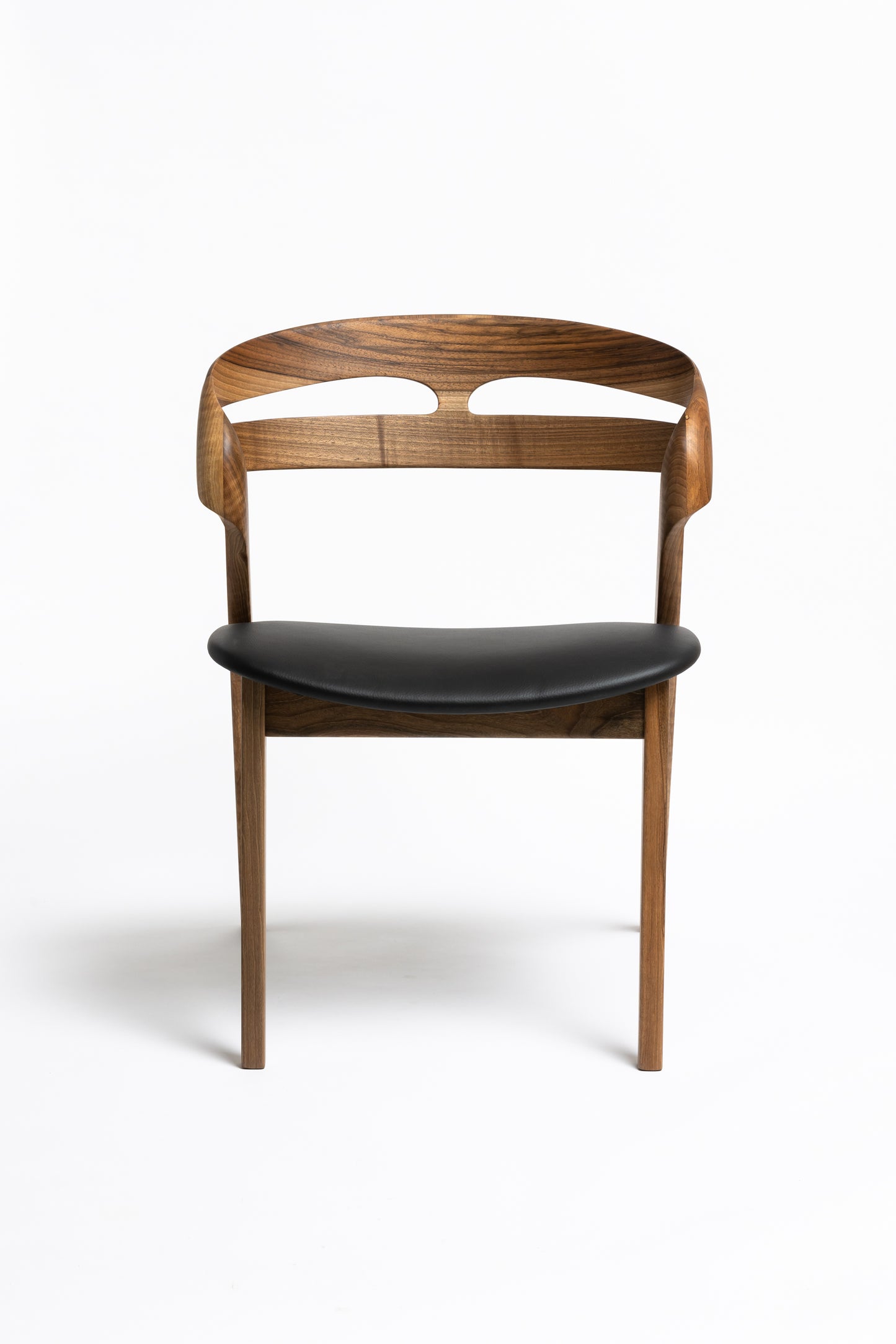 NOAH | Chaise de salle à manger en noyer massif