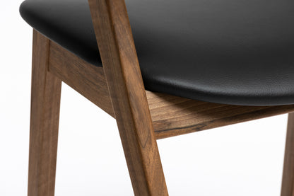 NOAH | Chaise de salle à manger en noyer massif