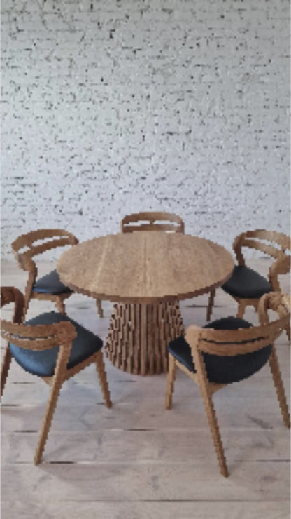 LIA | Extendable Round Dining Table – Natural Oak