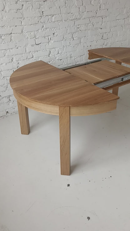 Extendable dining table Jena