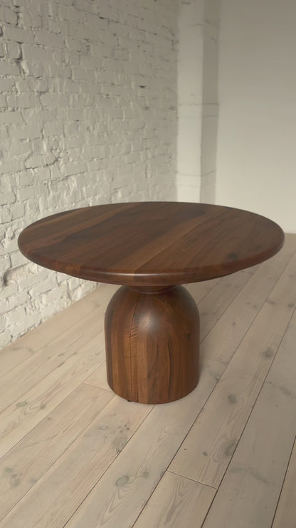 FREYA | Extendable Round Dining Table – Dark Walnut