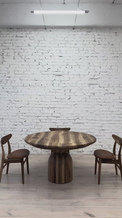 FREYA | Extendable Round Dining Table – Teak Walnut